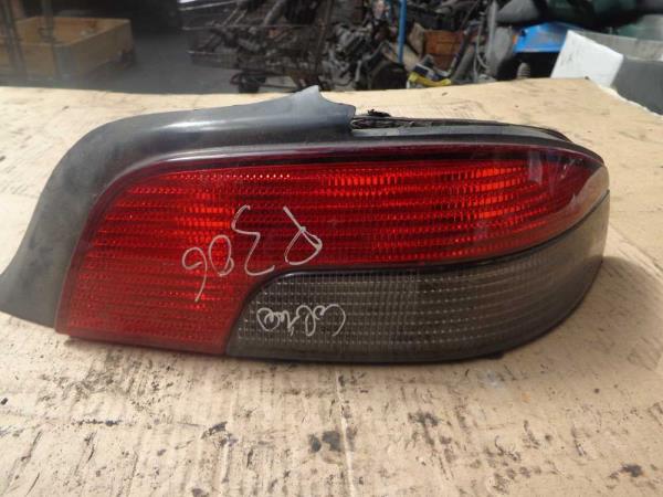 FEU ARRIERE DROIT PEUGEOT 306 CABRIOLET - Vue 1